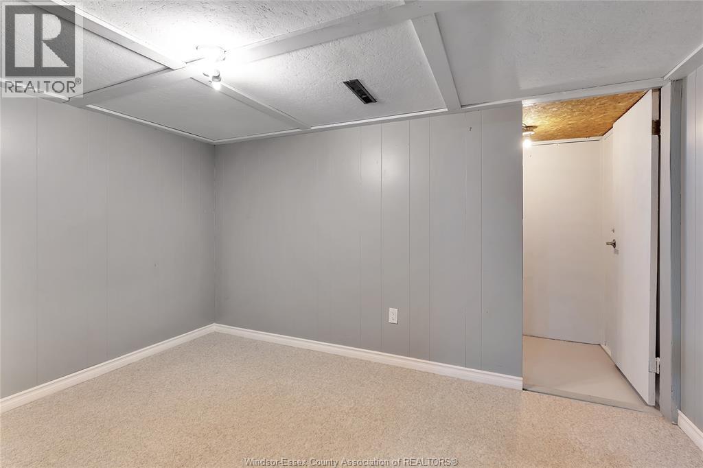 889 Riverdale, Windsor, ON