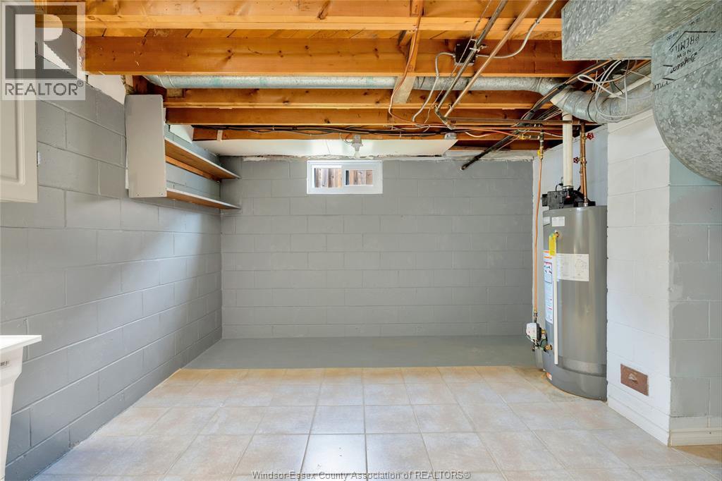 889 Riverdale, Windsor, ON