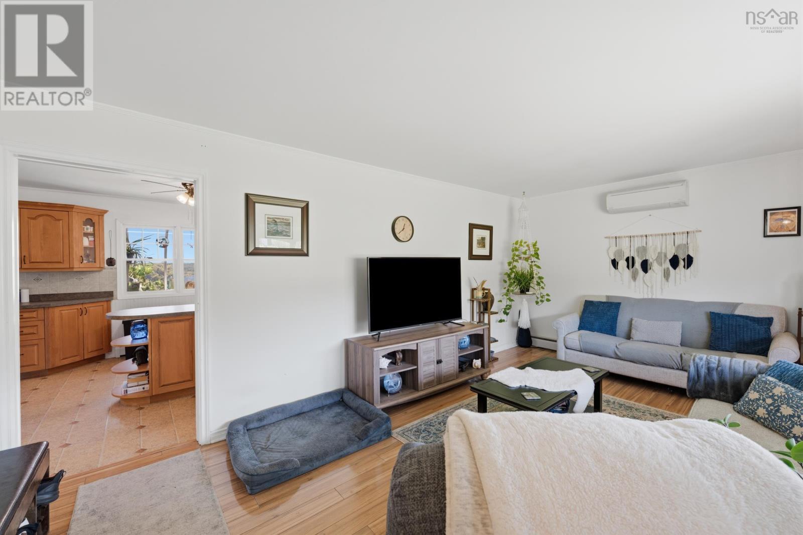 Living Room - 2897 Highway 331, Pentz, NS