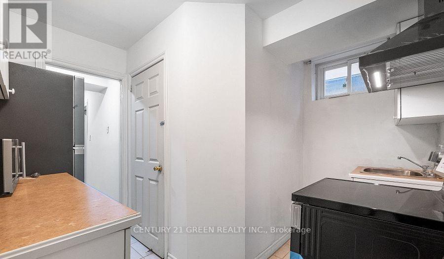 338 Hillside Drive, Mississauga, ON