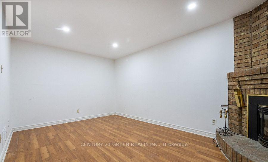 338 Hillside Drive, Mississauga, ON