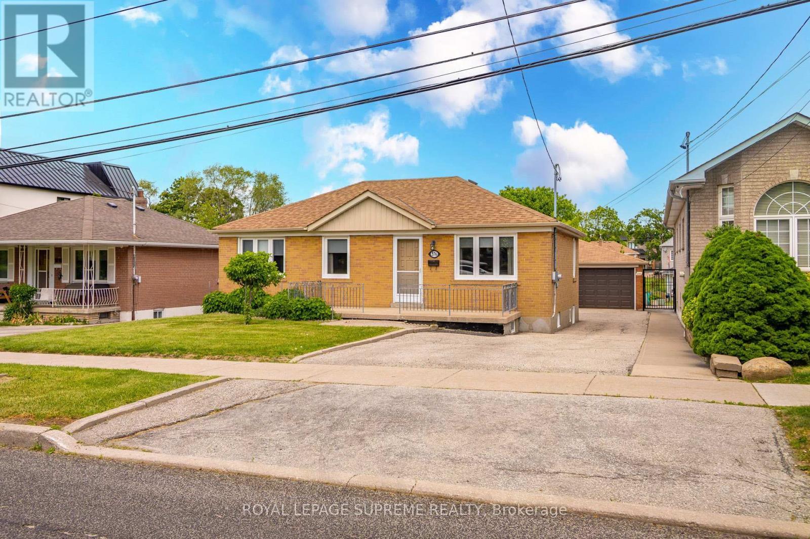 376 Rustic Road, Toronto, ON