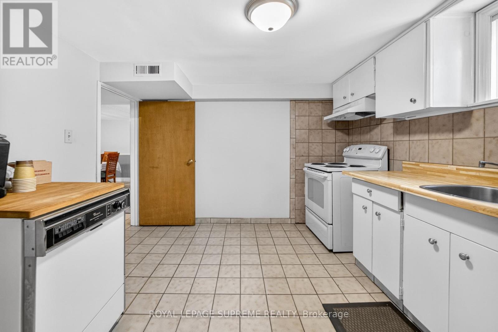 376 Rustic Road, Toronto, ON