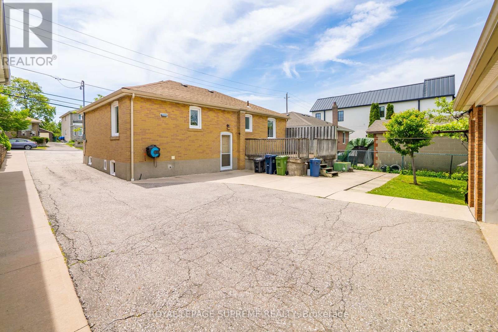 376 Rustic Road, Toronto, ON