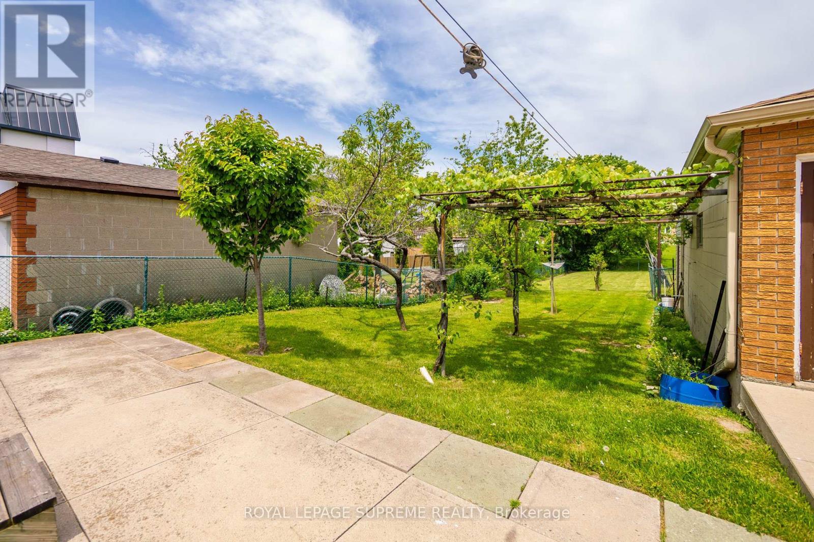 376 Rustic Road, Toronto, ON