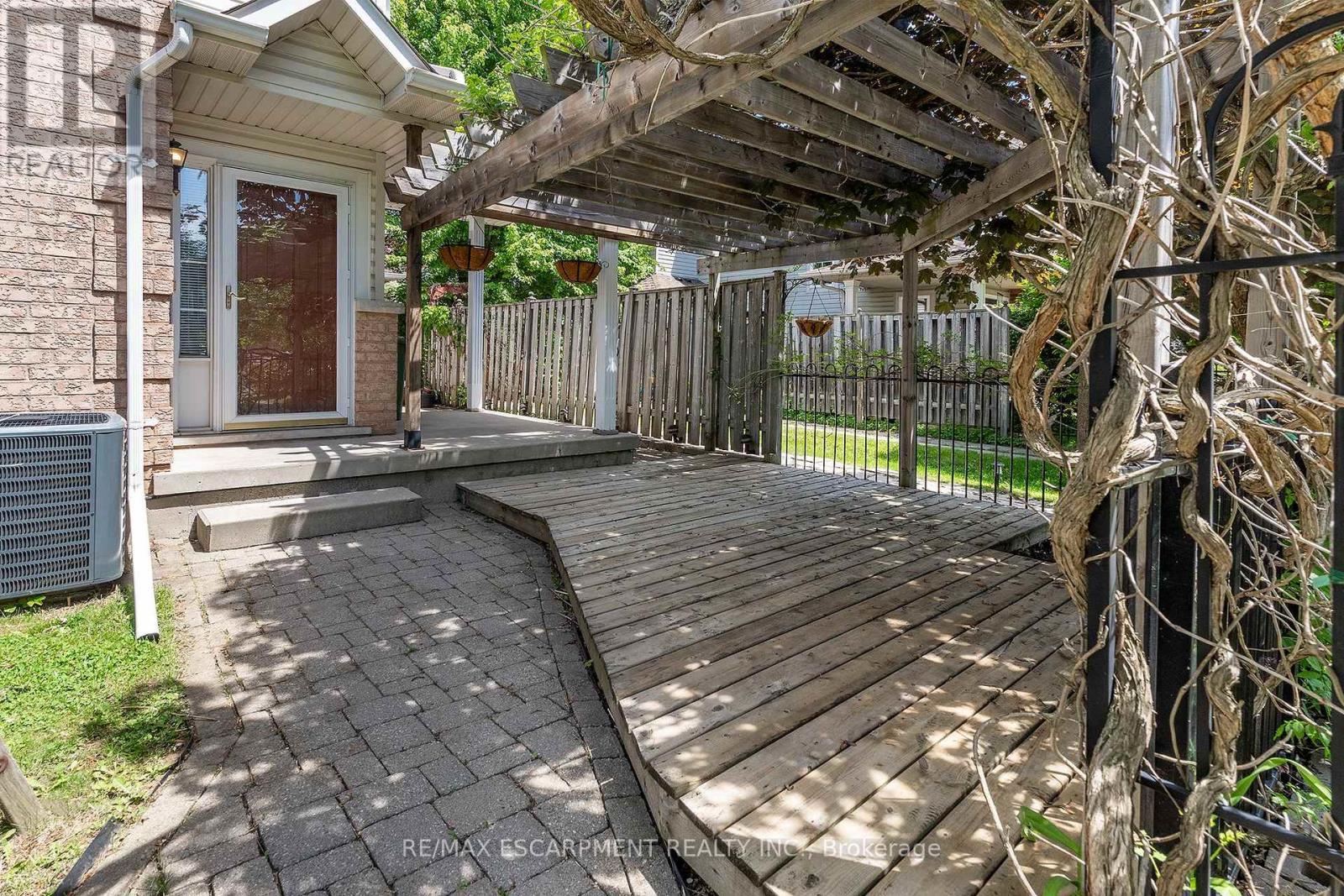 41 Valridge Drive, Hamilton, ON
