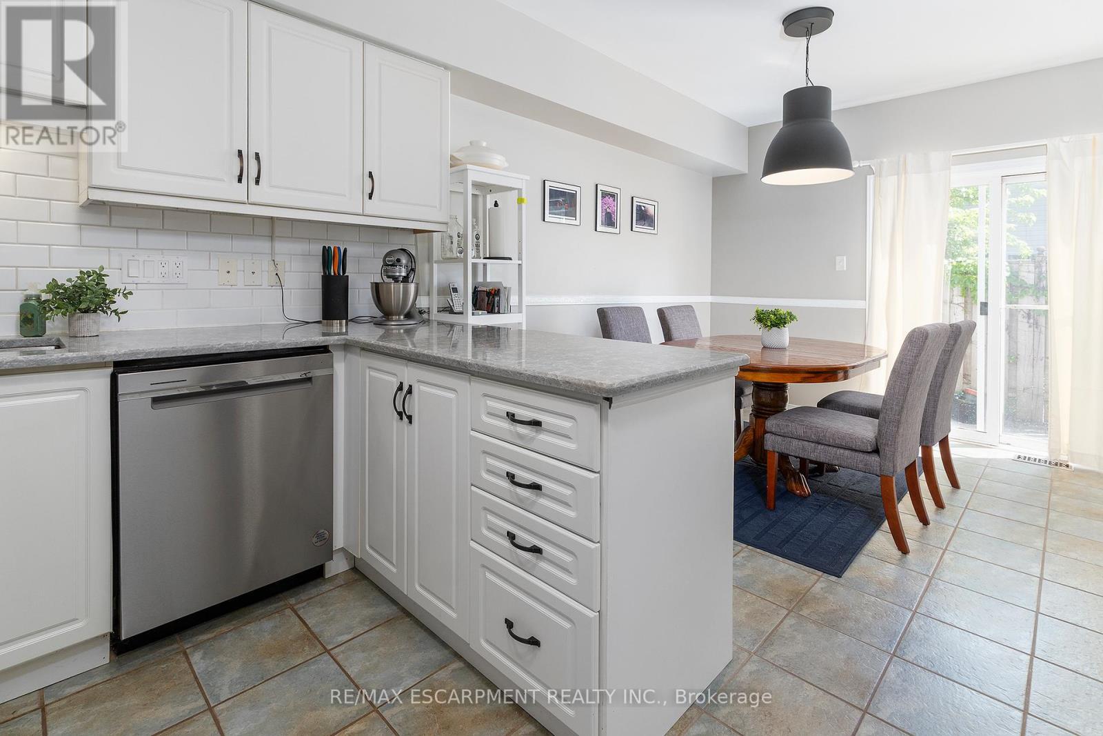 41 Valridge Drive, Hamilton, ON
