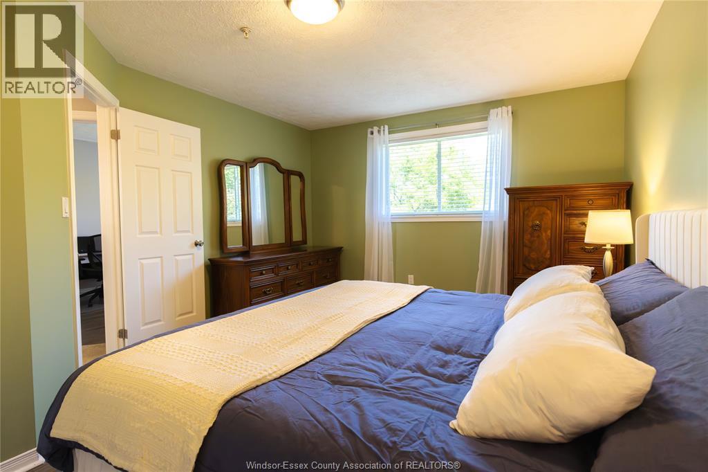 3994 Maple Leaf, Windsor, ON