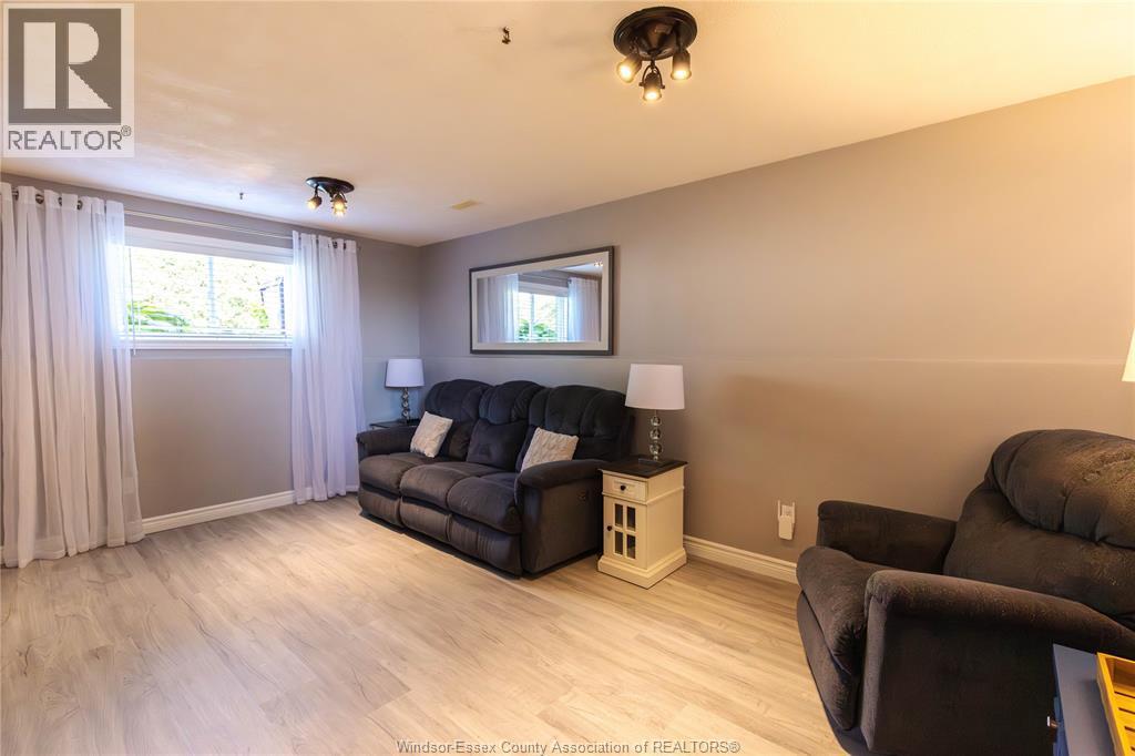 3994 Maple Leaf, Windsor, ON