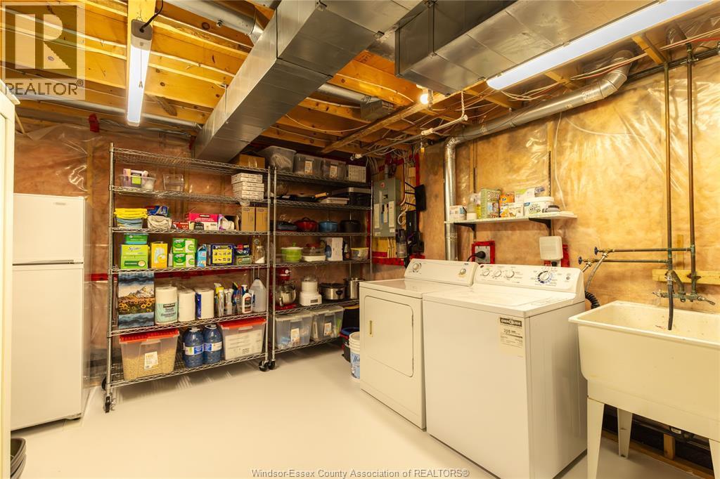 3994 Maple Leaf, Windsor, ON