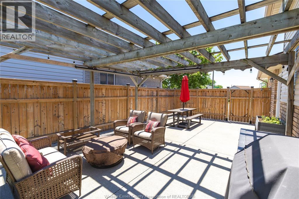 3994 Maple Leaf, Windsor, ON