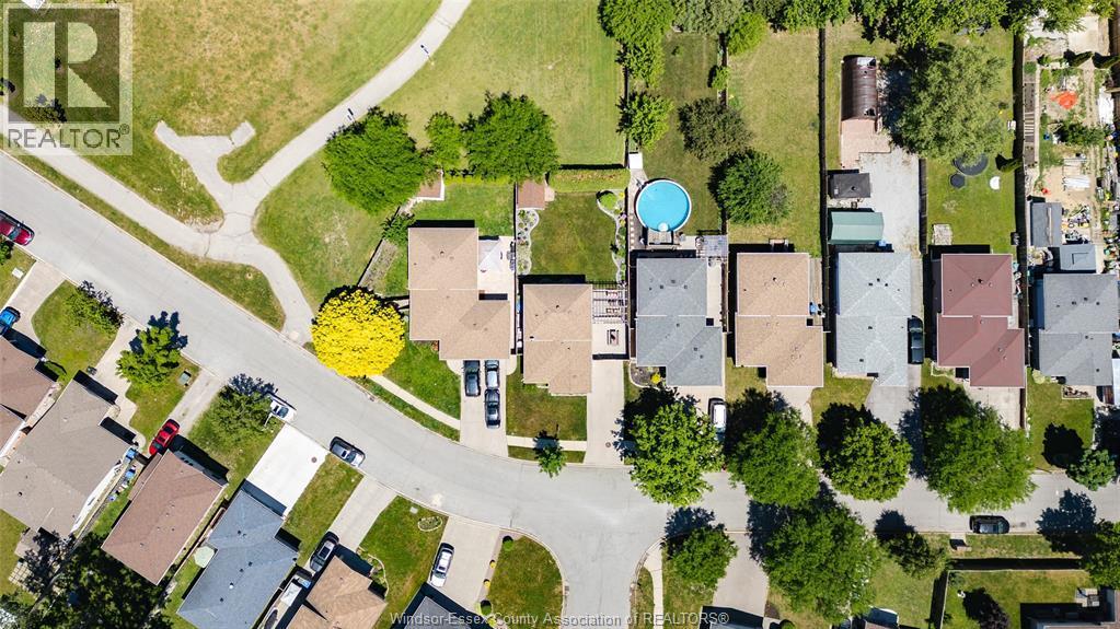 3994 Maple Leaf, Windsor, ON