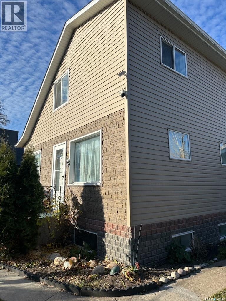 2216 20Th Street W, Saskatoon, SK