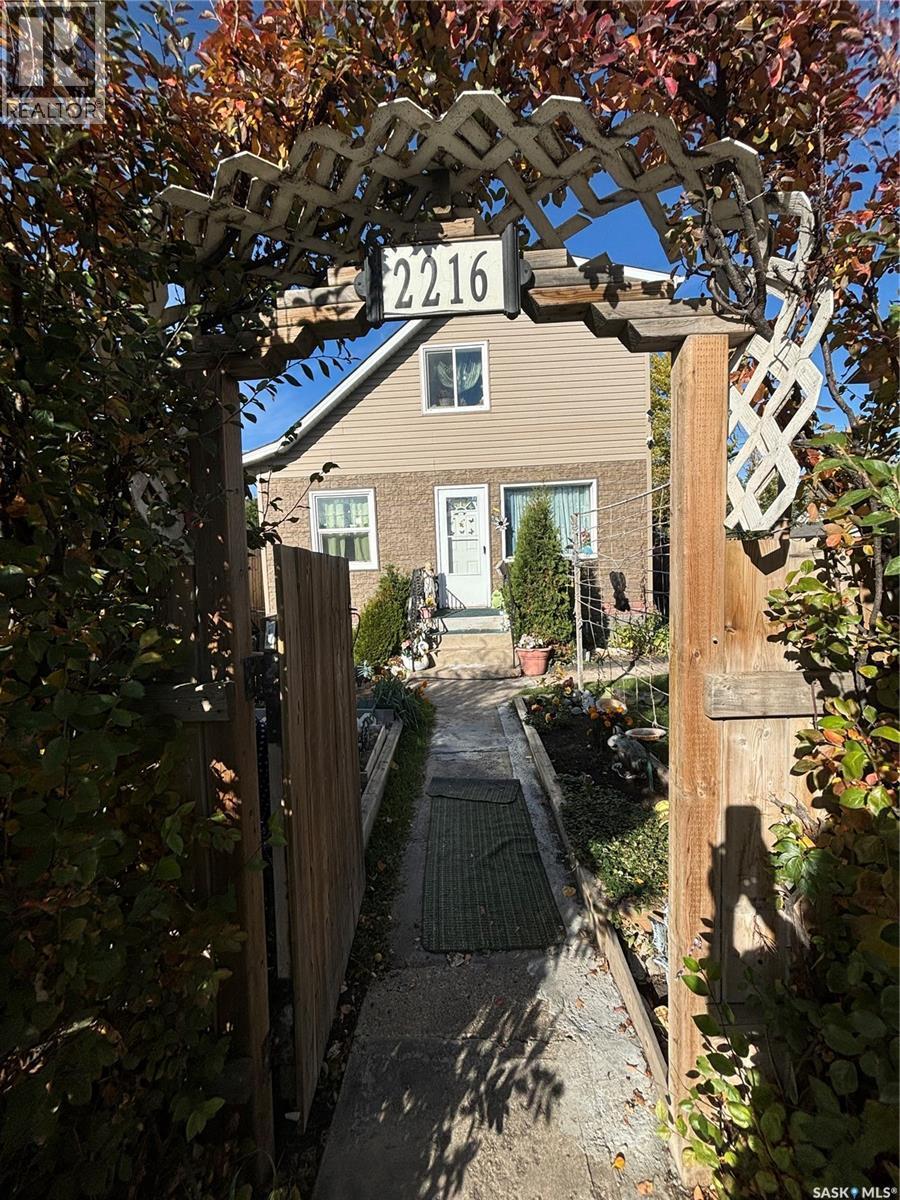 2216 20Th Street W, Saskatoon, SK