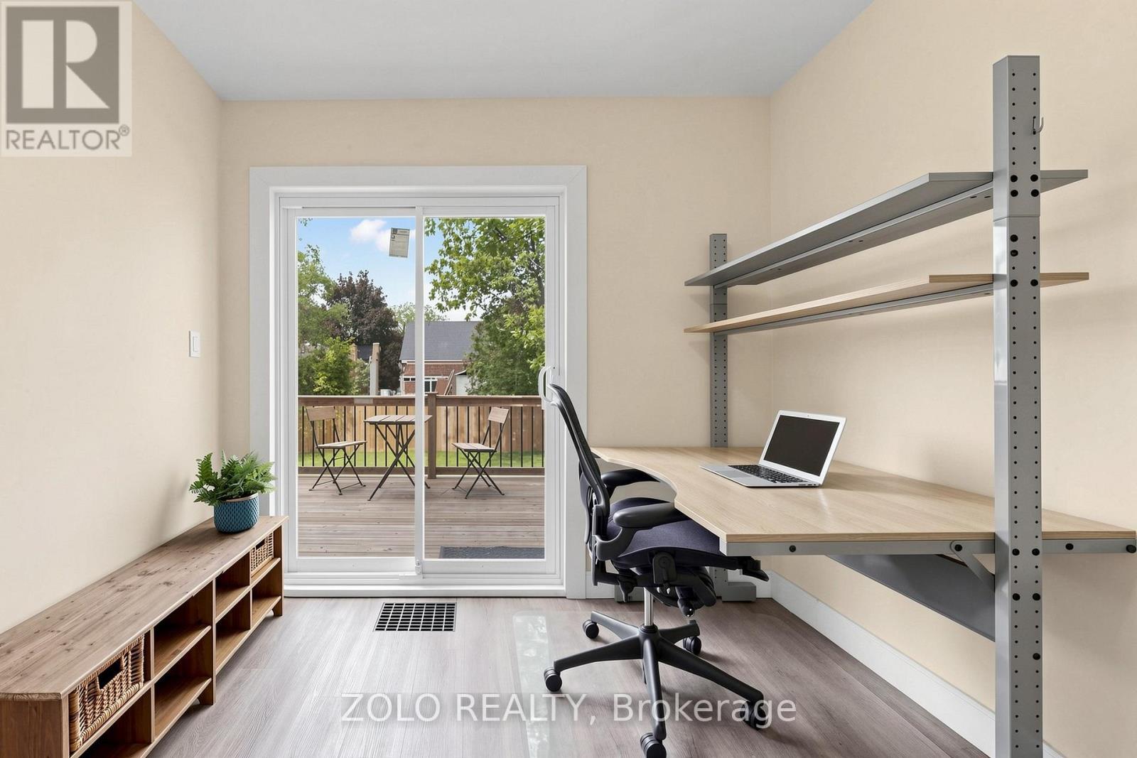84 East 15Th Street, Hamilton, ON