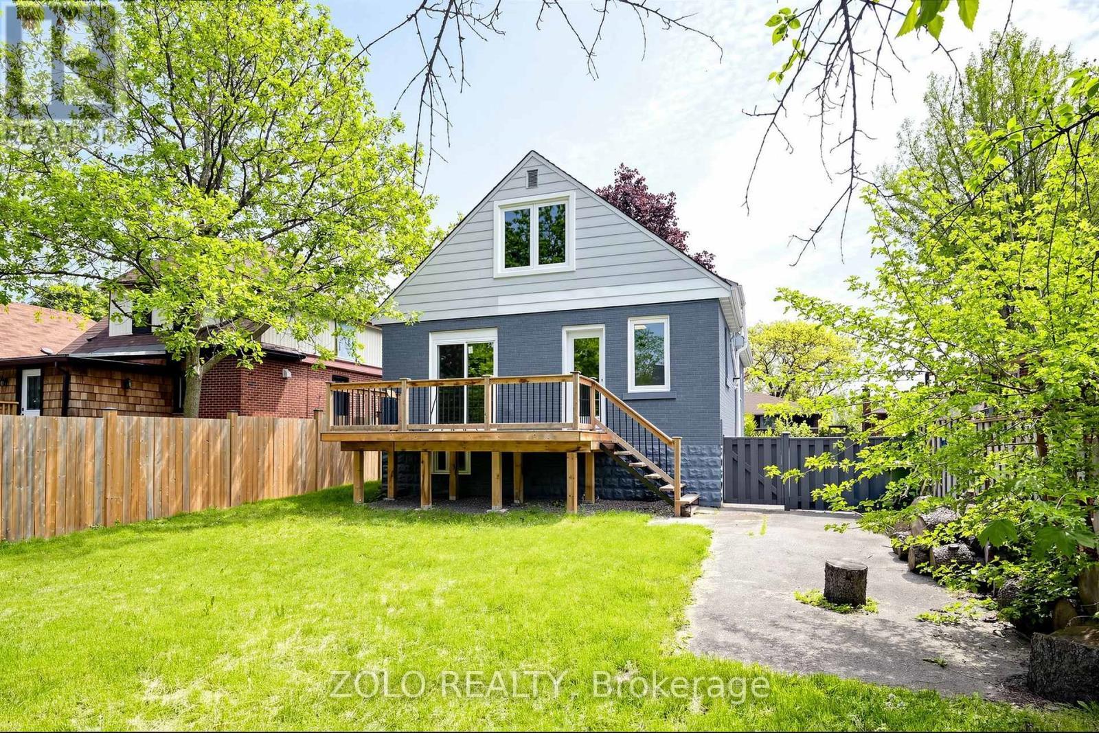 84 East 15Th Street, Hamilton, ON