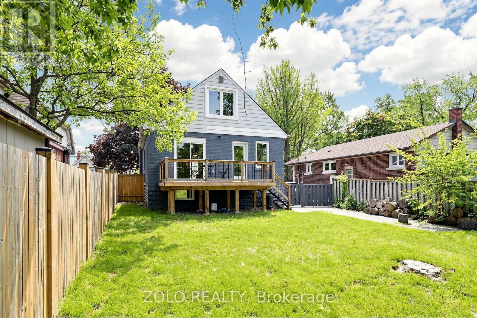 84 East 15Th Street, Hamilton, ON