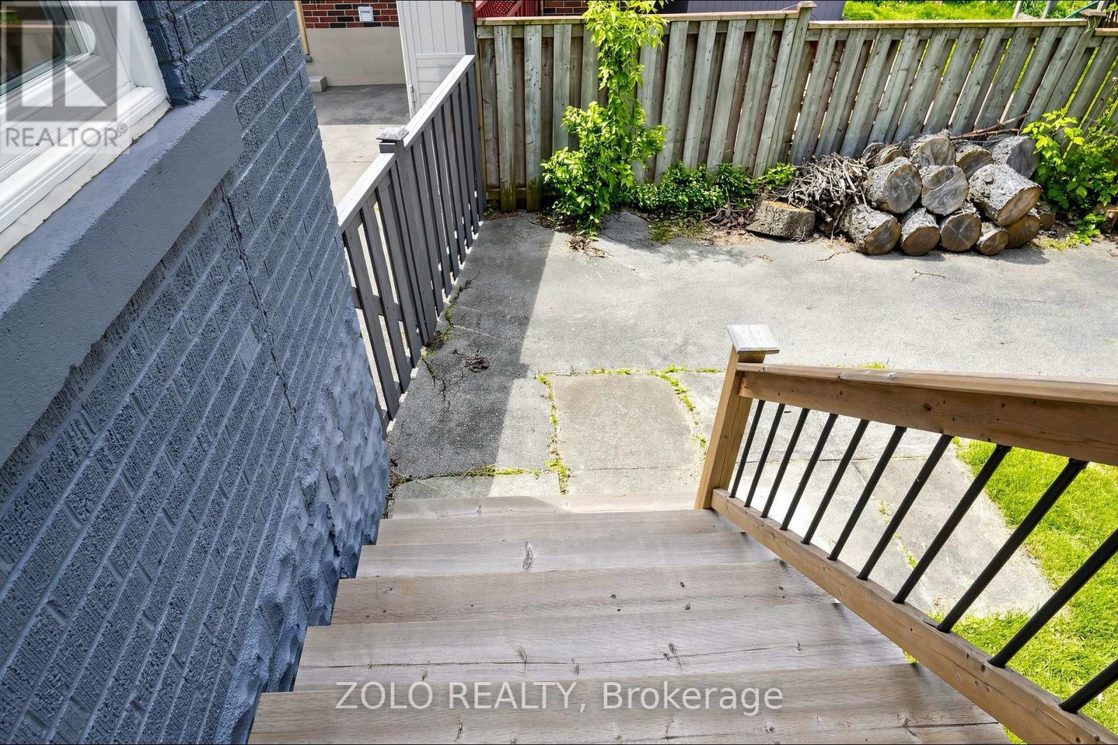 84 East 15Th Street, Hamilton, ON