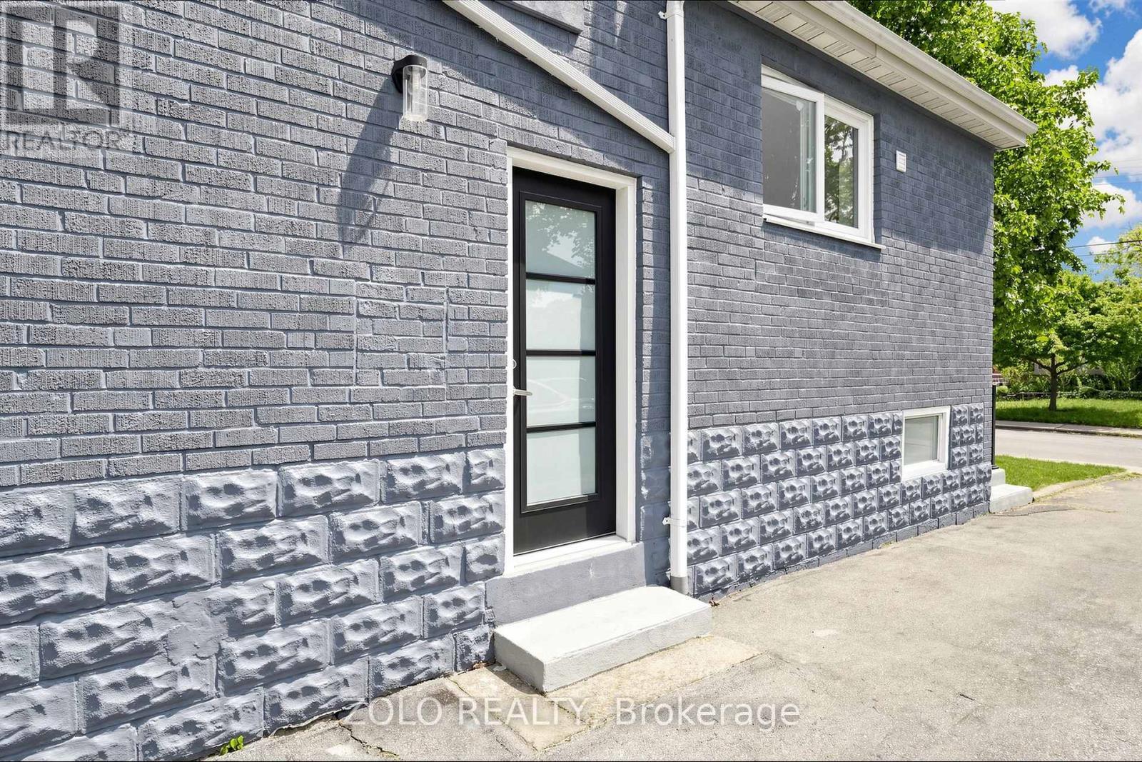 84 East 15Th Street, Hamilton, ON