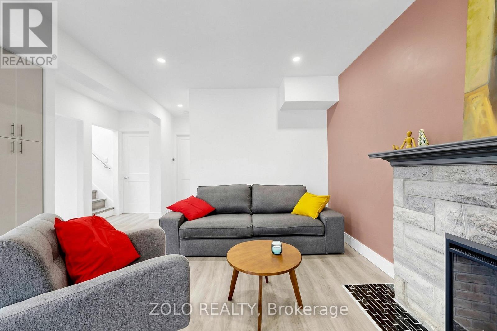 84 East 15Th Street, Hamilton, ON