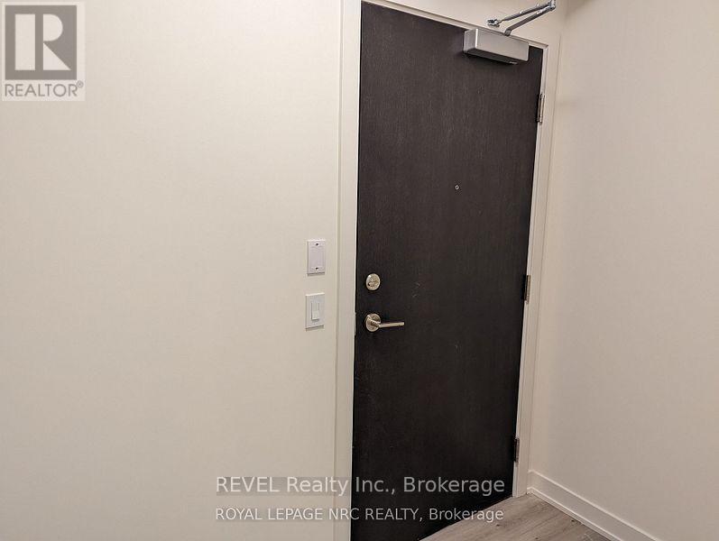 1302 - 385 Winston Road, Grimsby (Grimsby Beach), ON