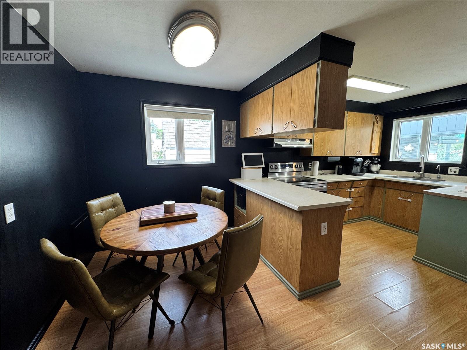 308 7Th Avenue W, Biggar, SK