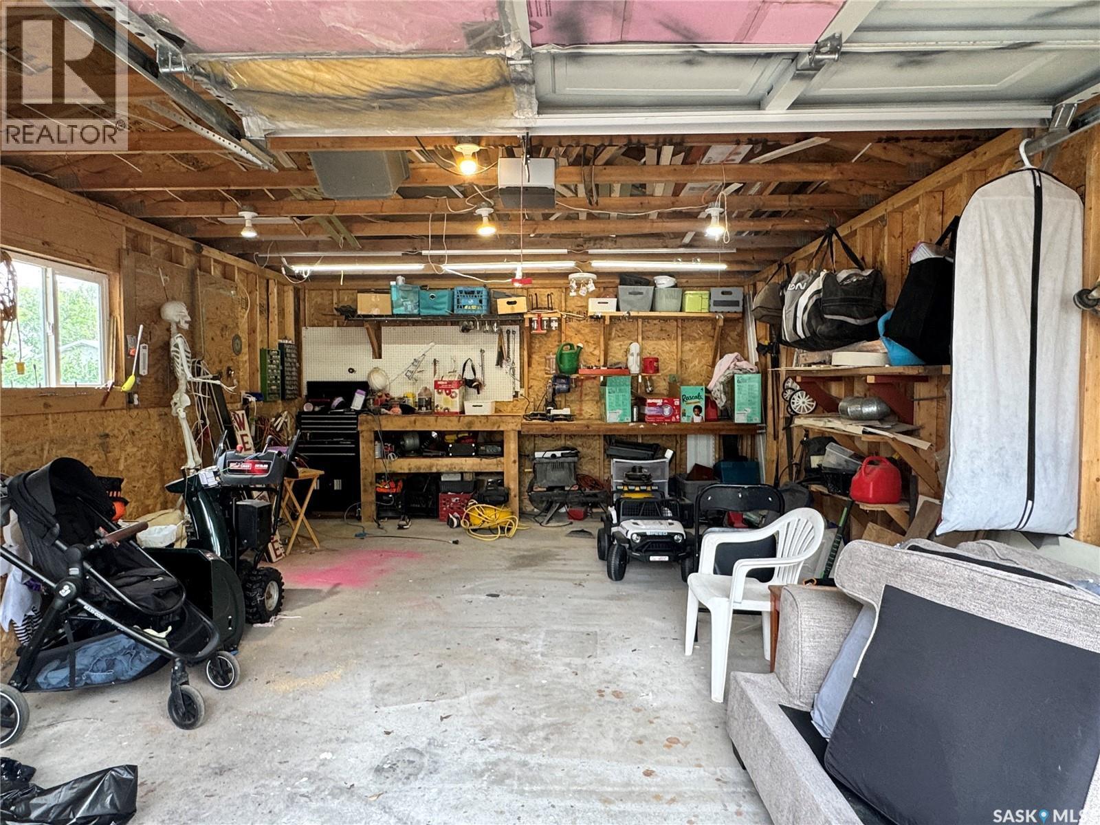 308 7Th Avenue W, Biggar, SK