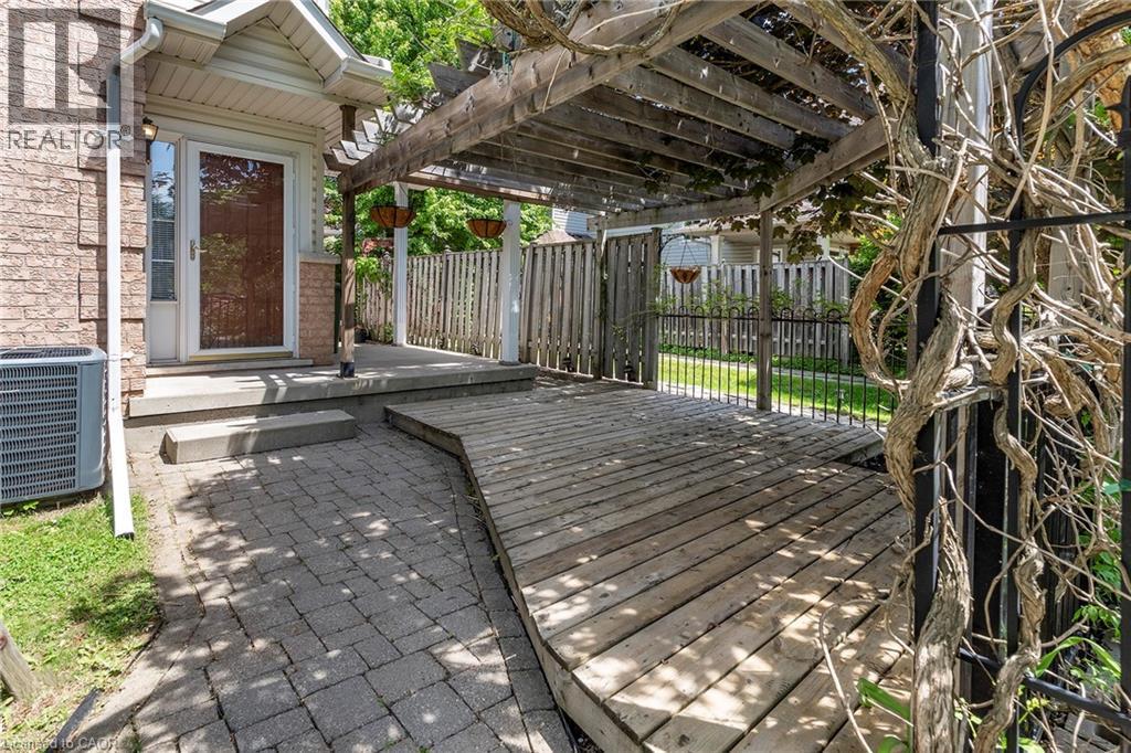 41 Valridge Drive, Ancaster, ON