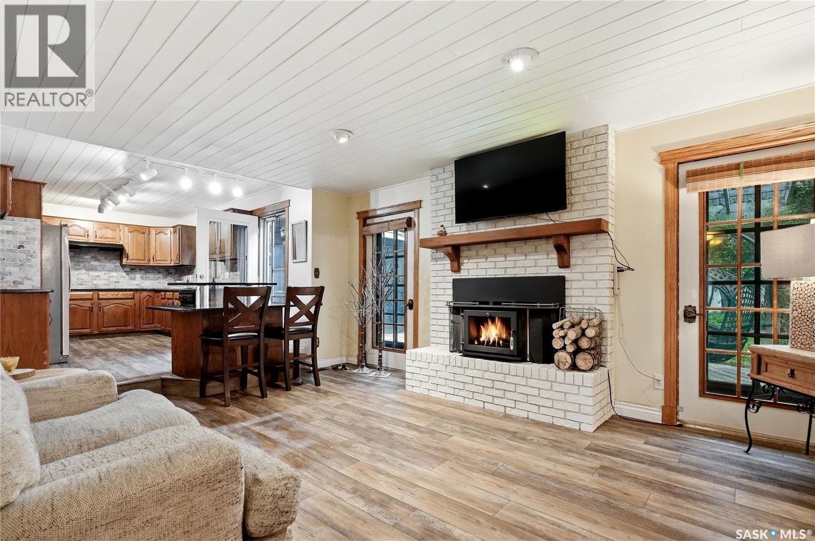 206 Willoughby Crescent, Saskatoon, SK