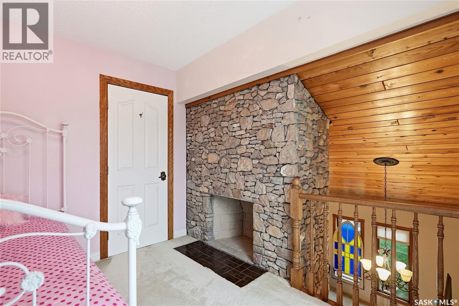 206 Willoughby Crescent, Saskatoon, SK