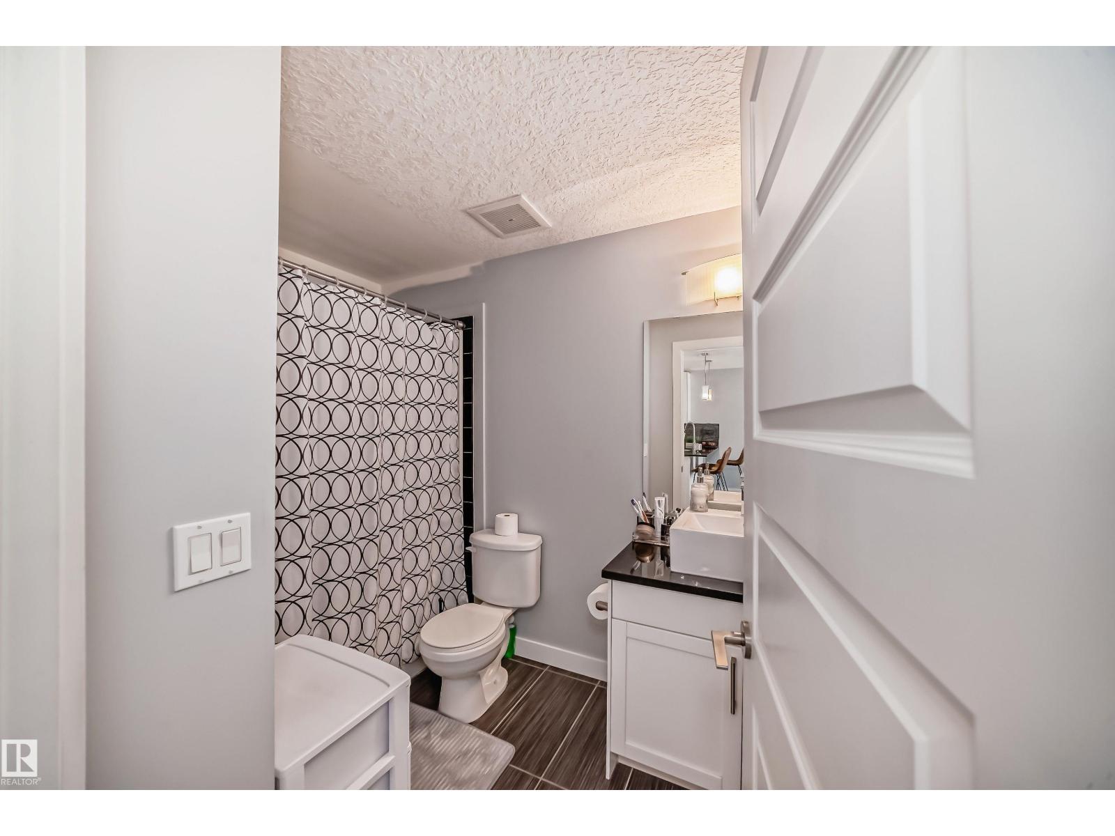 5151 Windermere Bv Sw, Edmonton, AB