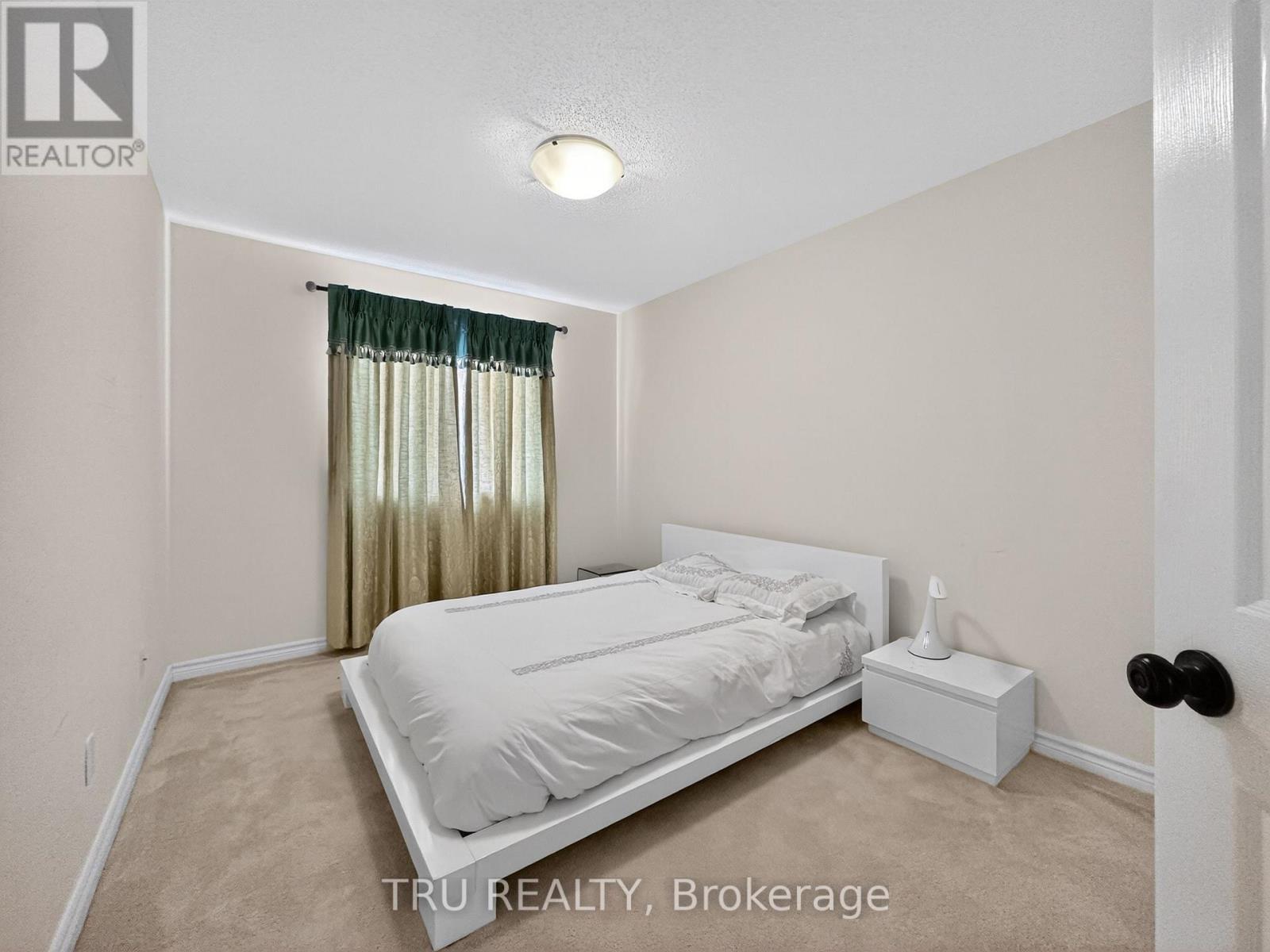Bedroom 2 - 200 Celtic Ridge Crescent, Ottawa, ON