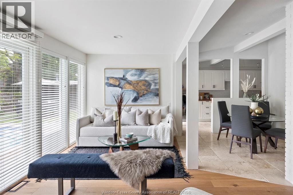 3521 Ouellette, Windsor, ON