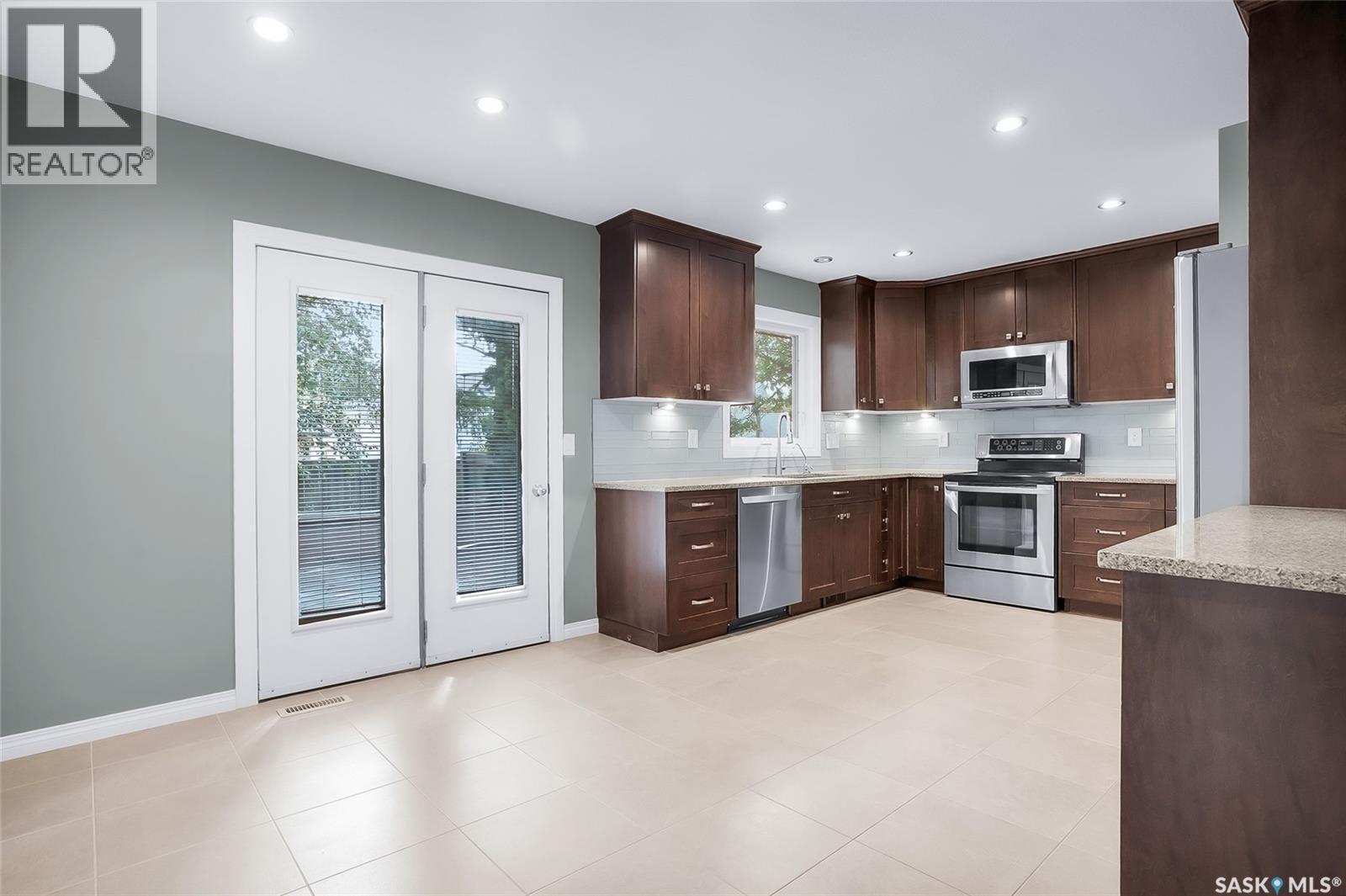 471 Wakabayashi Crescent, Saskatoon, SK