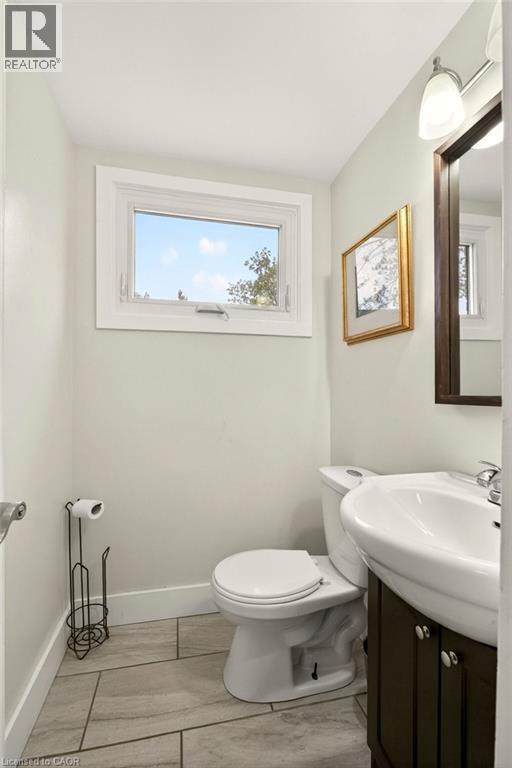 120 Chilton Drive, Hamilton, ON