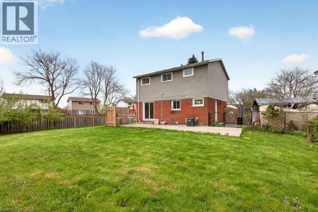 120 Chilton Drive, Hamilton, ON