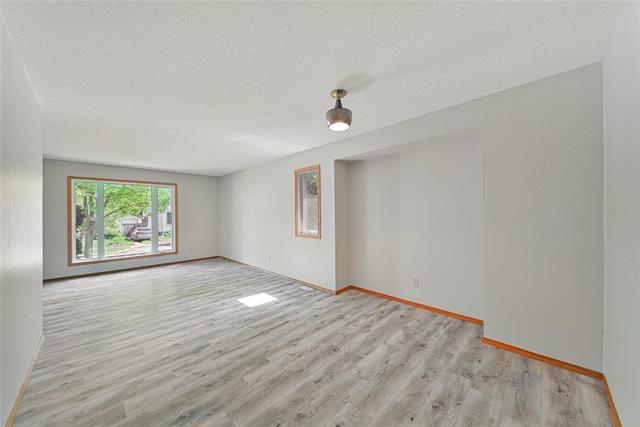 362 Ottawa Ave, Winnipeg, MB