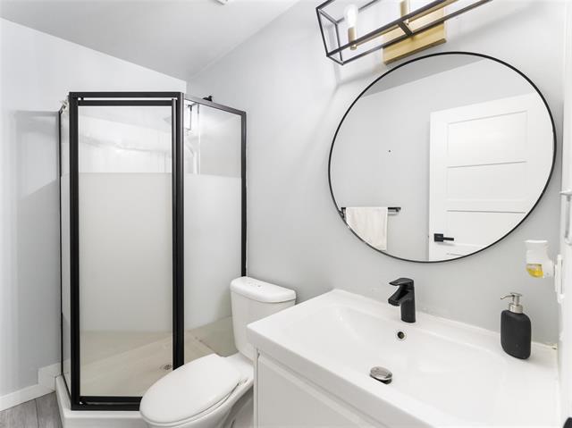 35 Point West Dr, Winnipeg, MB