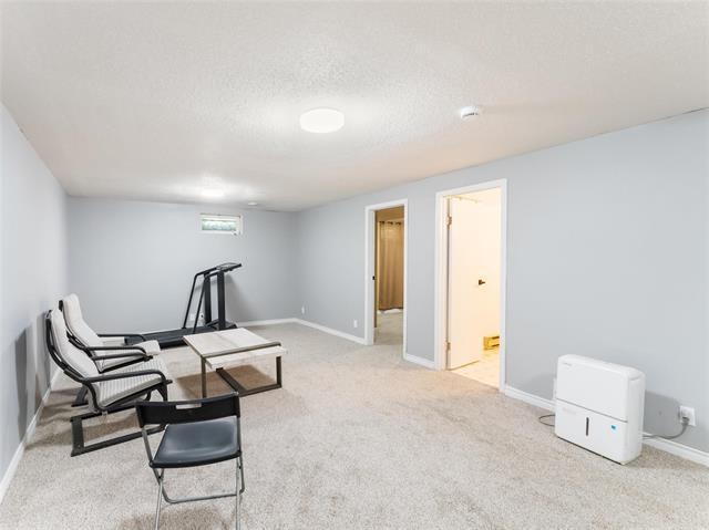 35 Point West Dr, Winnipeg, MB