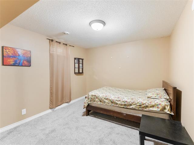 35 Point West Dr, Winnipeg, MB