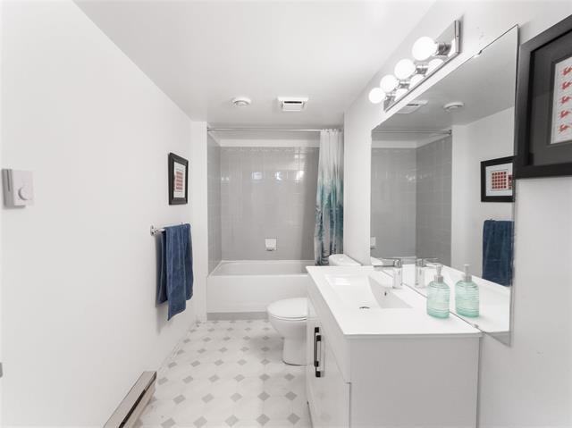 35 Point West Dr, Winnipeg, MB