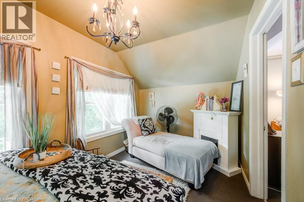 78 Chestnut Street, Kitchener, ON