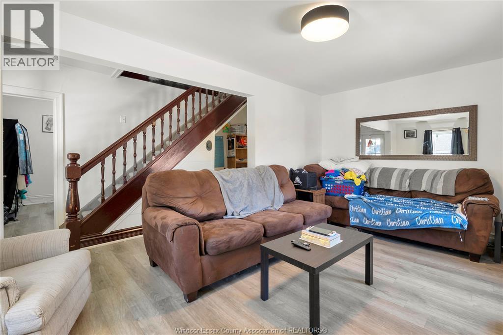 10 Cathcart, Tilbury, ON
