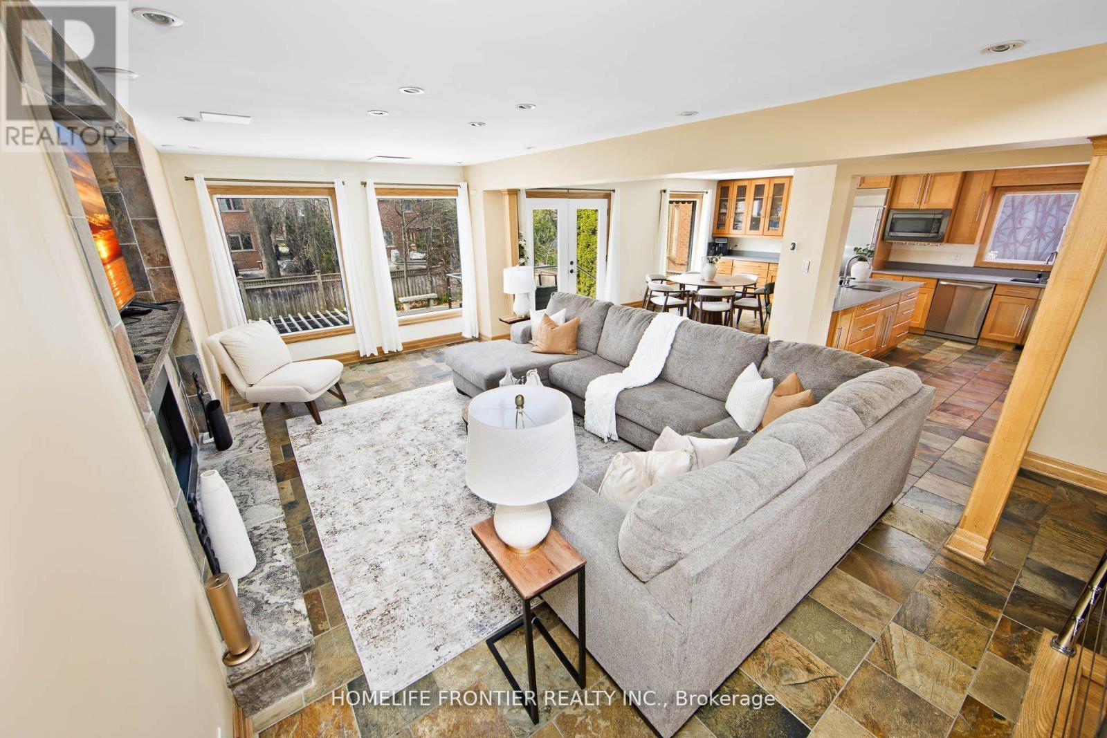 6124 Hardesty Crescent, Mississauga, ON