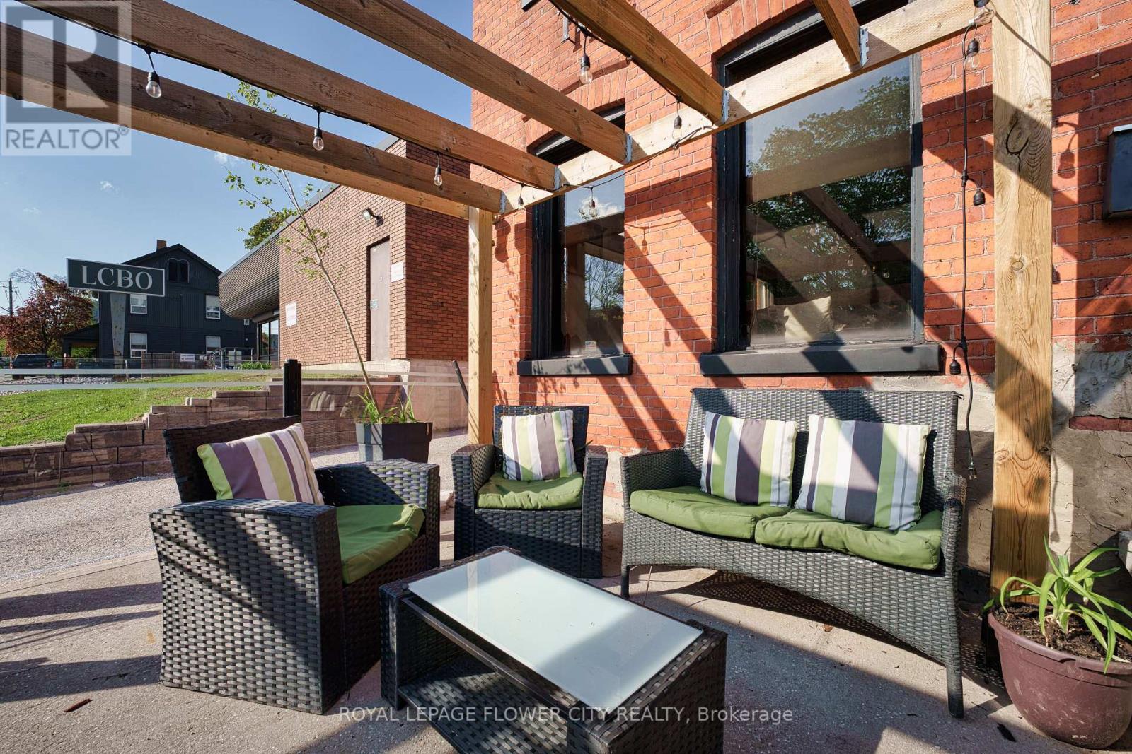 49 Mary Street, Barrie, ON