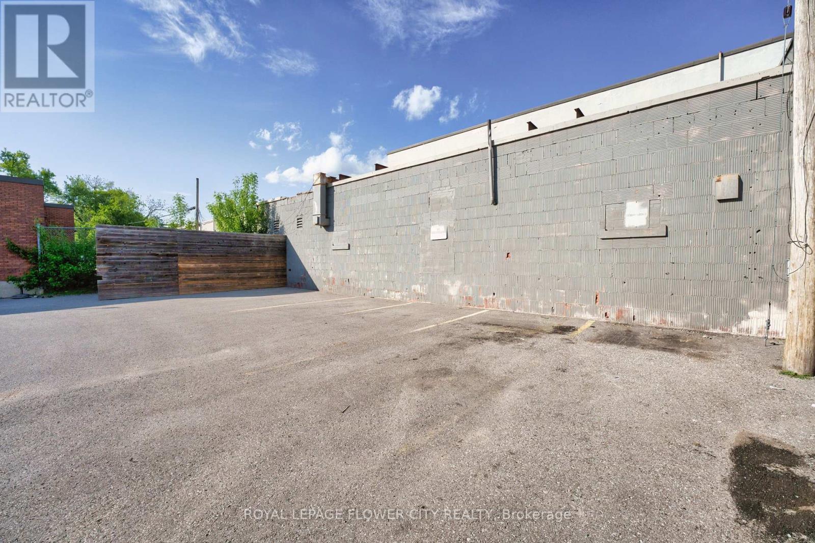 49 Mary Street, Barrie, ON