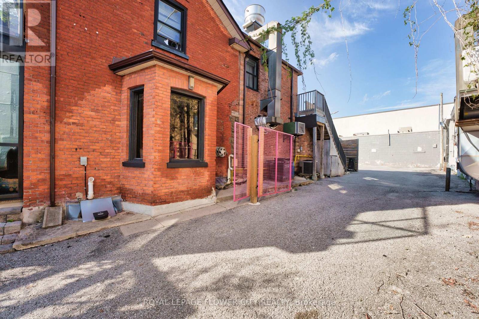 49 Mary Street, Barrie, ON