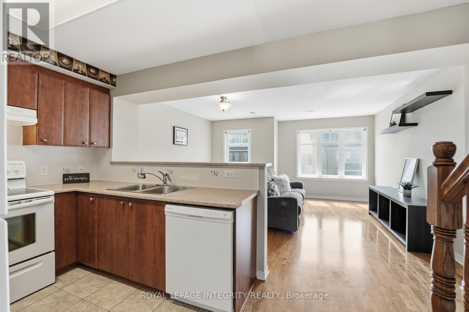 11 - 642 Reardon Private, Ottawa, ON