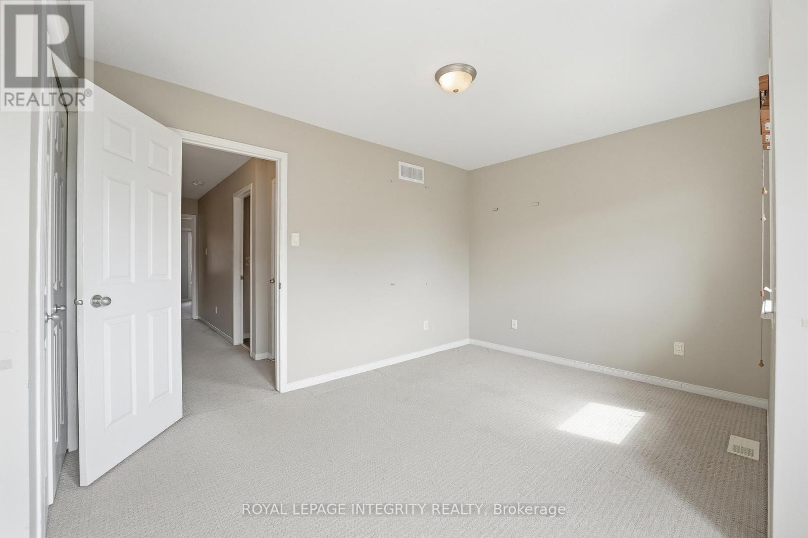 11 - 642 Reardon Private, Ottawa, ON