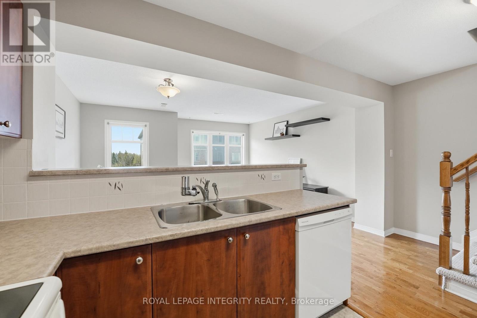 11 - 642 Reardon Private, Ottawa, ON